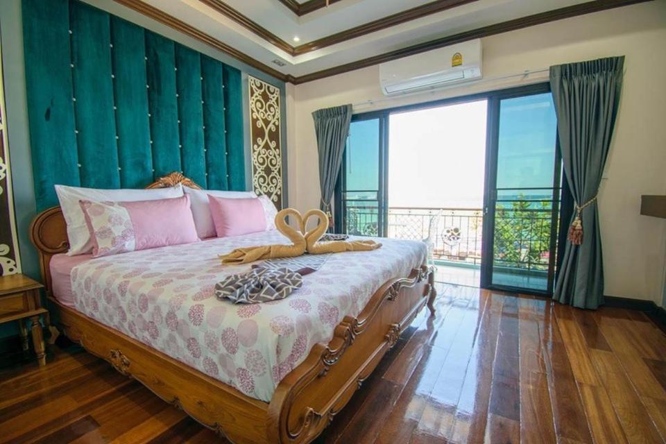 Tc Villa On Beach Koh Larn Extérieur photo